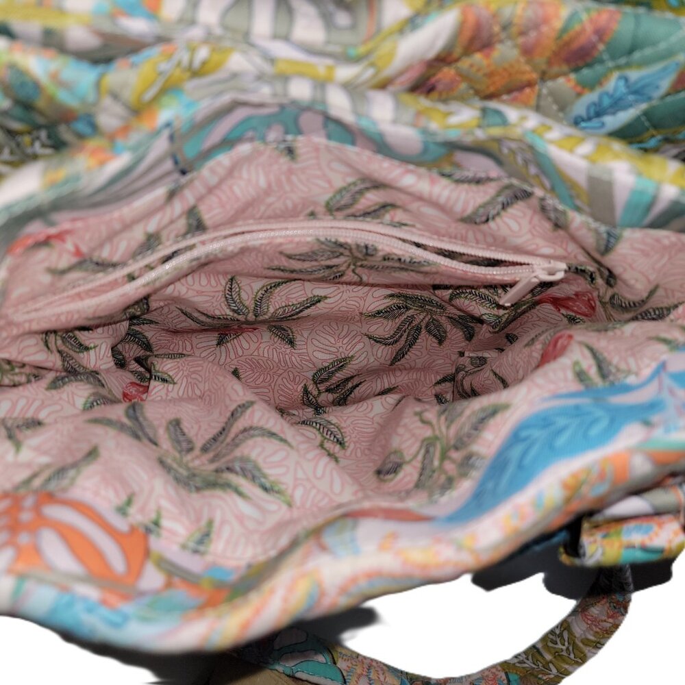 Vera Bradley Multi-Compartment Shoulder Bag Rain Forest Canopy - Picture 9 of 9
